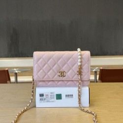 1:1 Replica Chanel Quilted Pearl Caviar Wallet with Woc Chain in Pink Knockoff