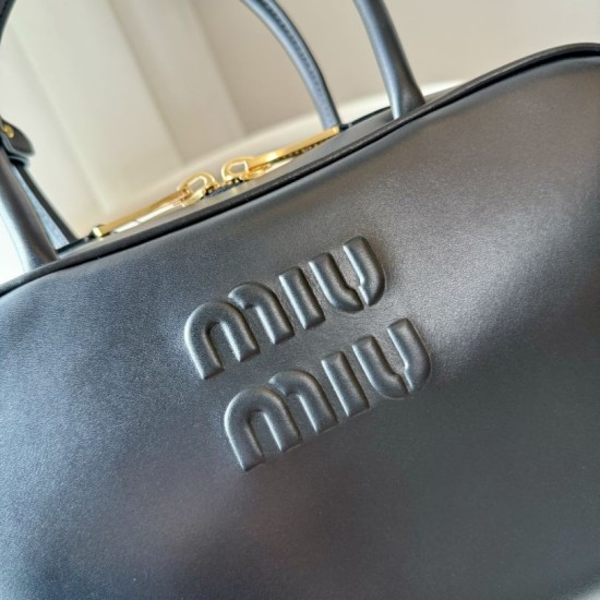 1:1 Replica Miu Miu Beau handbag 5BB172 Black Knockoff