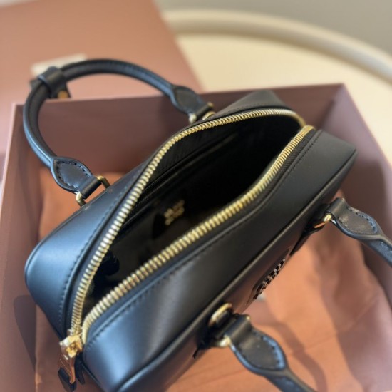 AAA Replica Miu Miu Arcadie handbag 5BB142 Black 1:1 Replica Miu Miu Arcadie handbag 5BB142 Black Knockoff
