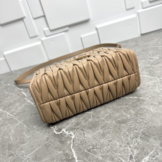 AAA Replica Miu Miu tote bag in brown quilted nappa leather 1:1 Replica Miu Miu tote bag in brown quilted nappa leather Knockoff