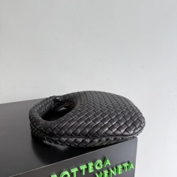 AAA Replica Bottega Veneta Small/Medium Veneta Hobo Bag in Black 1:1 Replica Bottega Veneta Small/Medium Veneta Hobo Bag in Black Knockoff