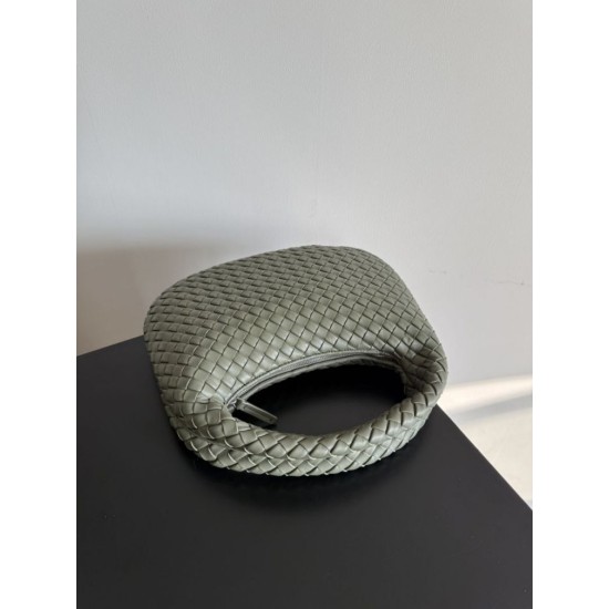 1:1 Replica Bottega Veneta Small/Medium Veneta Hobo Bags in Green Knockoff