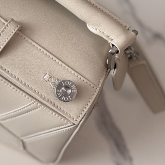 AAA Replica Small Loewe Panta Puzzle Bag in Beige 1:1 Replica Small Loewe Panta Puzzle Bag in Beige Knockoff