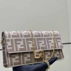 Luxury Replica Fendi Baguette-Style Fabric Wallet with Chain Brown FF jacquard Knockoff Mirror Quality Replica Fendi Baguette-Style Fabric Wallet with Chain Brown FF jacquard Clone