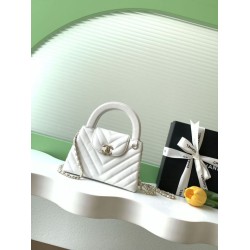 Mirror Quality Replica Chanel Kelly Handbag AS4416 with Chevron Quilting in White Clone