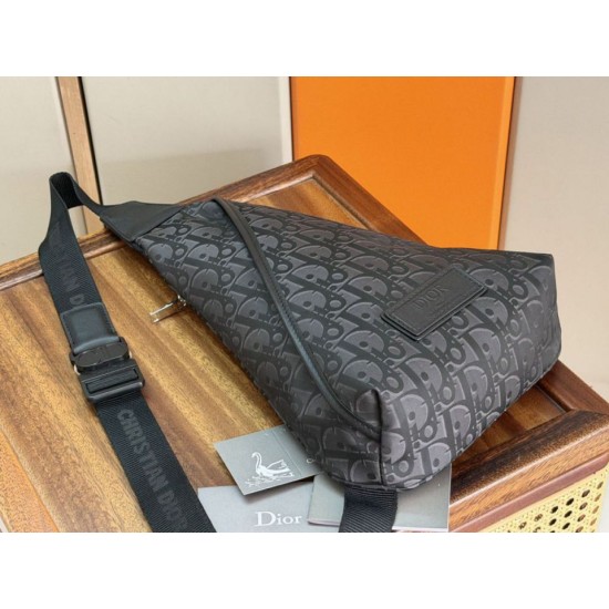 Luxury Replica Dior Trek Zip-Across Body Bag Dior Oblique Nylon Black Knockoff Mirror Quality Replica Dior Trek Zip-Across Body Bag Dior Oblique Nylon Black Clone