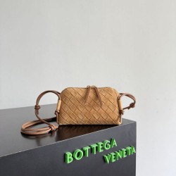 Mirror Quality Replica Bottega Veneta Concerto Pouch in Brown Woven Suede Clone