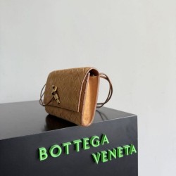 Luxury Replica Bottega Veneta Andiamo Suede Clutch in Brown Knockoff Mirror Quality Replica Bottega Veneta Andiamo Suede Clutch in Brown Clone