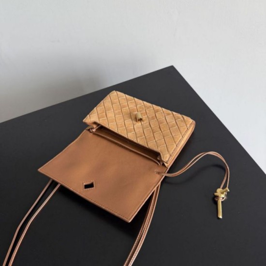 Mirror Quality Replica Bottega Veneta Andiamo Suede Clutch in Brown Clone