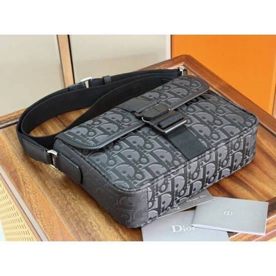 Mirror Quality Replica Dior Trek Men's Dior Oblique Black Nylon Shoulder Bag Clone