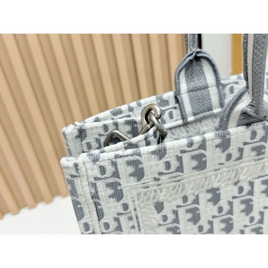 Mirror Quality Replica Dior Book Tote Small/Medium/Large with Oblique Embroidery and Shoulder Strap in Blue/White Clone