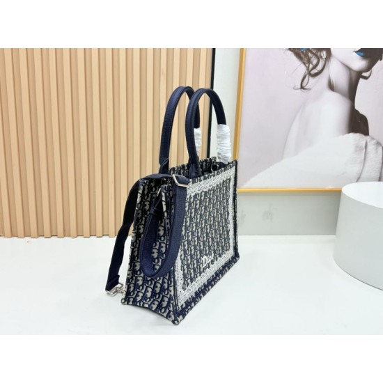 Luxury Replica Dior Book Tote Bag with Embroidery and White Lace Frame in Black Knockoff Mirror Quality Replica Dior Book Tote Bag with Embroidery and White Lace Frame in Black Clone