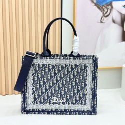 Mirror Quality Replica Dior Book Tote Bag with Embroidery and White Lace Frame in Black Clone