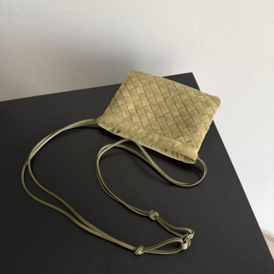 Mirror Quality Replica Bottega Veneta Intrecciato Suede Dustbag in Olive Green Clone
