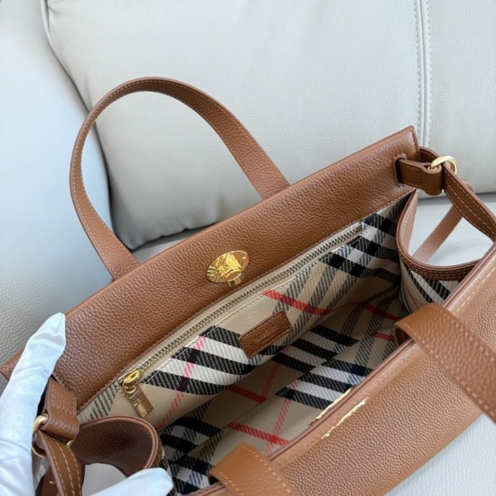 Luxury Replica Burberry Cotswolds Tote Bag in Burgundy Knockoff Mirror Quality Replica Burberry Cotswolds Tote Bag in Burgundy Clone