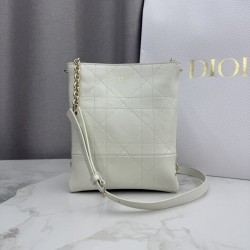 Mirror Quality Replica Dior Trianon bag with flat macrocannage lambskin chain in white Clone