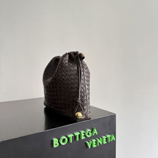 Luxury Replica Bottega Veneta Intrecciato Drawstring Bags in Coffee Knockoff Mirror Quality Replica Bottega Veneta Intrecciato Drawstring Bags in Coffee Clone