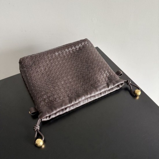 Luxury Replica Bottega Veneta Intrecciato Drawstring Bags in Coffee Knockoff Mirror Quality Replica Bottega Veneta Intrecciato Drawstring Bags in Coffee Clone