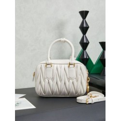 Luxury Replica Miu Miu Arcadie Quilted Nappa Tote Bag 5BB123 White Knockoff Mirror Quality Replica Miu Miu Arcadie Quilted Nappa Tote Bag 5BB123 White Clone