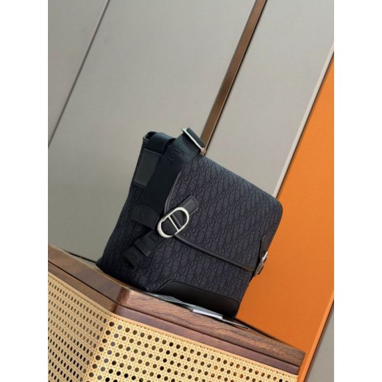 Mirror Quality Replica Dior Jett Men's Flapover Bag Clone