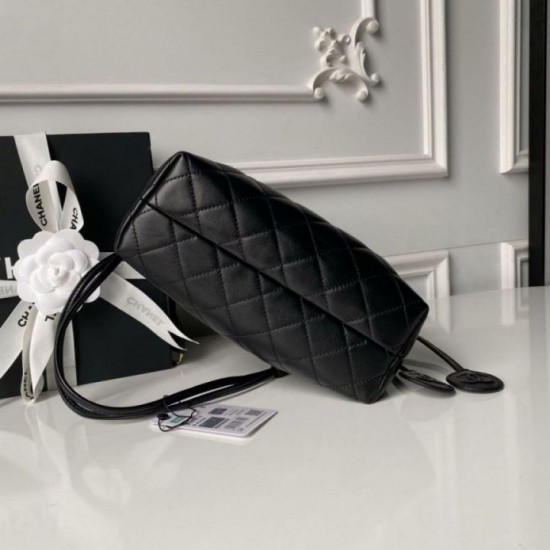 Luxury Replica Chanel 26s Quilted Drawstring Bucket Bag AP5317 Black Knockoff Mirror Quality Replica Chanel 26s Quilted Drawstring Bucket Bag AP5317 Black Clone
