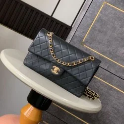 Mirror Quality Replica Chanel Classic Flap Handbag A1112 Black 20/25cm Clone