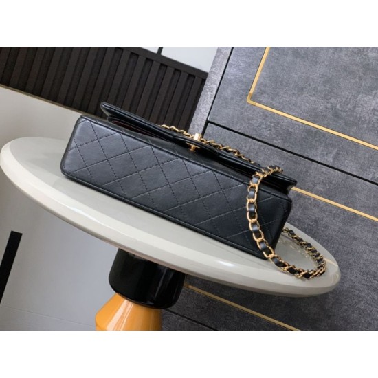 Mirror Quality Replica Chanel Classic Flap Handbag A1112 Black 20/25cm Clone