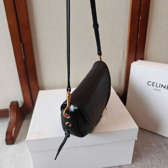 Mirror Quality Replica Celine Halfmoon Small Soft Triomphe Bag Black Clone