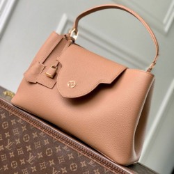 Mirror Quality Replica Louis Vuitton Capucines MM Bag M26259 Brown Clone