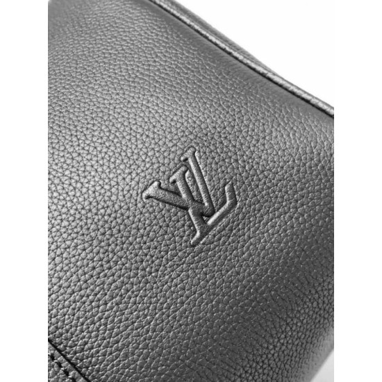 Luxury Replica Louis Vuitton Keepall Bandoulière 35 Bag M15249 Black Knockoff Mirror Quality Replica Louis Vuitton Keepall Bandoulière 35 Bag M15249 Black Clone