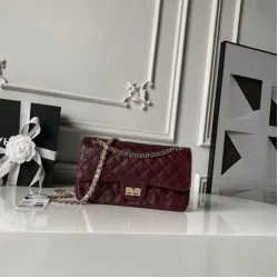 Mirror Quality Replica Chanel Reissue 2.55 26S Wrinkled/Puffed Leather Double Flap Bag A37586 Burgundy Clone
