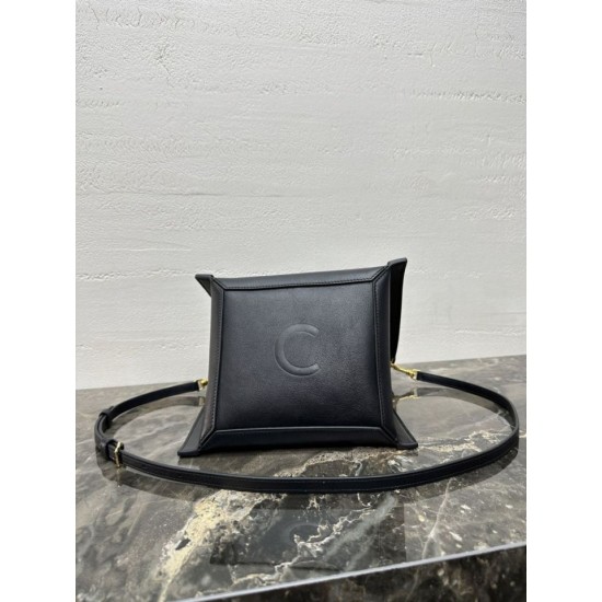 Mirror Quality Replica Celine Small Cube Bag in Black Clone