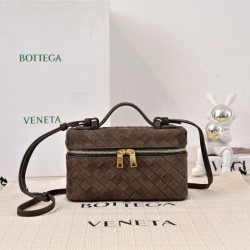 Mirror Quality Replica Bottega Veneta Makeup Case in Coffee Suede Clone