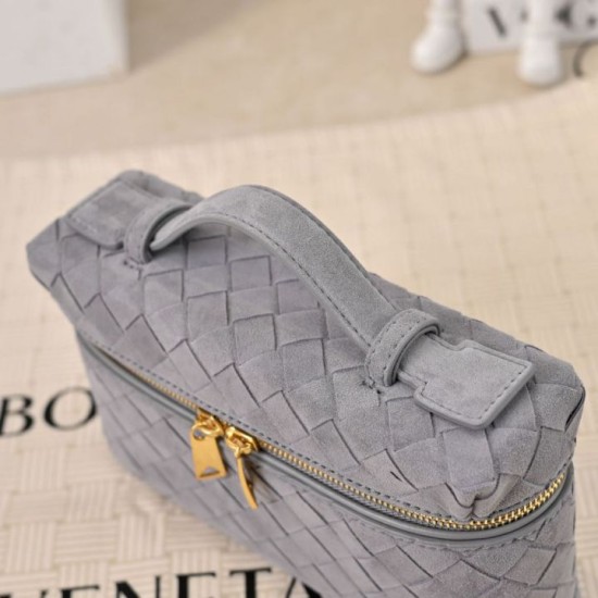 Mirror Quality Replica Bottega Veneta Makeup Case in Gray Suede Clone