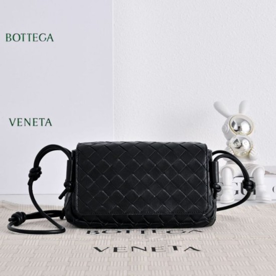 Mirror Quality Replica Bottega Veneta Notturno Intrecciato Shoulder Bag Black Clone