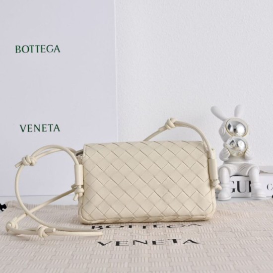 Mirror Quality Replica Bottega Veneta Notturno Intrecciato Shoulder Bag White Clone
