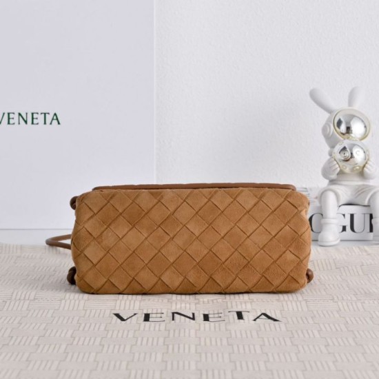 Mirror Quality Replica Bottega Veneta Notturno Intrecciato Shoulder Bag Brown Suede Clone