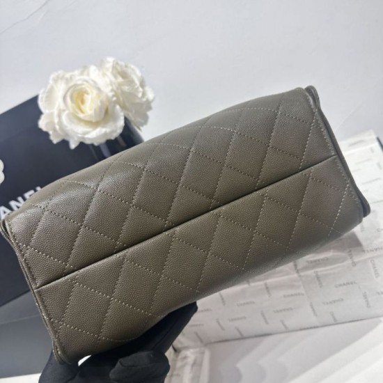 Mirror Quality Replica Chanel AS5293 Drawstring Shoulder Bag Green Clone