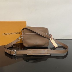 Mirror Quality Replica Louis Vuitton Nil Men's Shoulder Bag M27999 Brown Clone