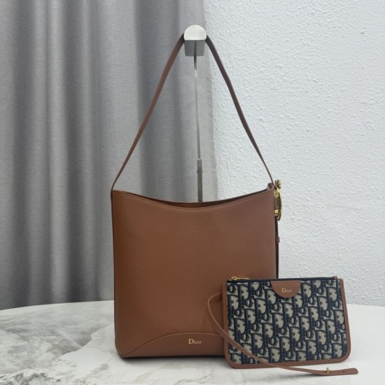 Mirror Quality Replica Dior Médaillon Medium Bucket Bag M1532 Brown Clone