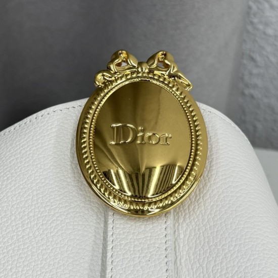 Mirror Quality Replica Dior Médaillon Medium Bucket Bag M1532 White Clone