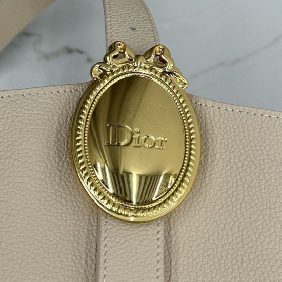 Mirror Quality Replica Dior Médaillon Medium Bucket Bag M1532 Beige Clone