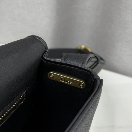 Luxury Replica Dior Medallion Crossbody Bag M3920 Black Knockoff Mirror Quality Replica Dior Medallion Crossbody Bag M3920 Black Clone