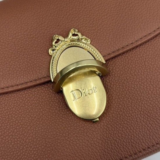 Luxury Replica Dior Medallion Crossbody Bag 23cm M3920 Brown Knockoff Mirror Quality Replica Dior Medallion Crossbody Bag 23cm M3920 Brown Clone