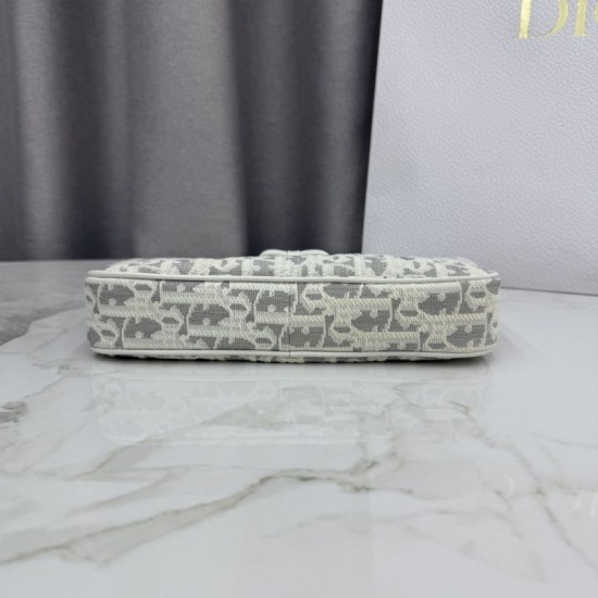 Mirror Quality Replica Dior Oblique Bow Chain clutch S2504 beige/gray Clone