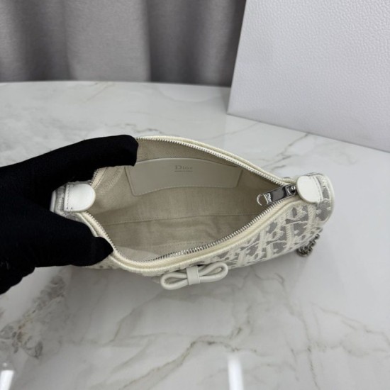 Mirror Quality Replica Dior Oblique Bow Chain clutch S2504 beige/gray Clone