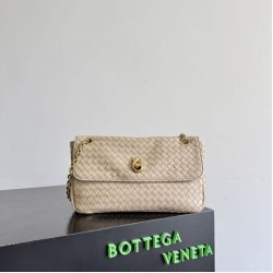 Mirror Quality Replica Bottega Veneta Madison Intrecciato Shoulder Bag Ecru-Muse Clone