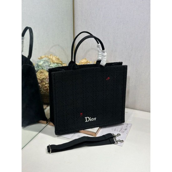 Mirror Quality Replica Dior Medium Book Tote Bag with Bee Strap Black Clone