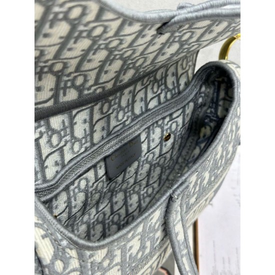 Mirror Quality Replica Dior Saddle Oblique Embroidered Shoulder Bag Gray Clone