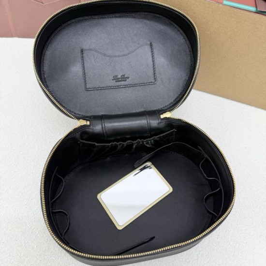 Mirror Quality Replica Loro Piana Extra Vanity Case 8262 Black Clone